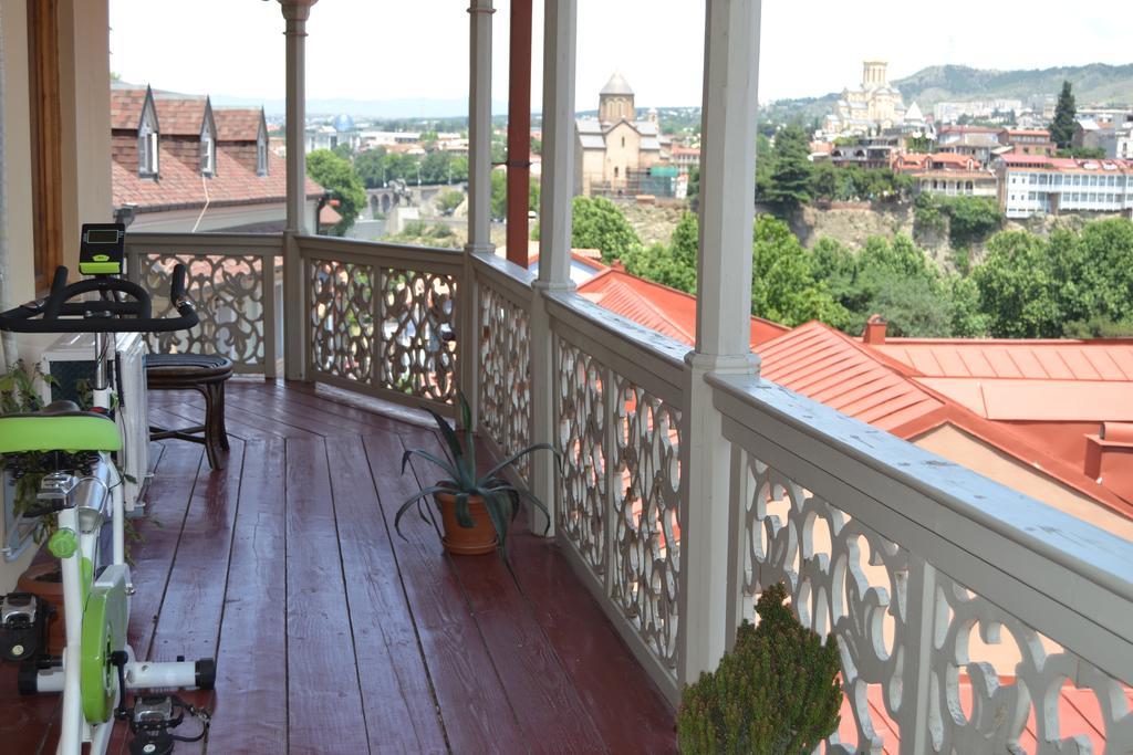 Anano Apartment on Botanikuri Tbilisi Bagian luar foto