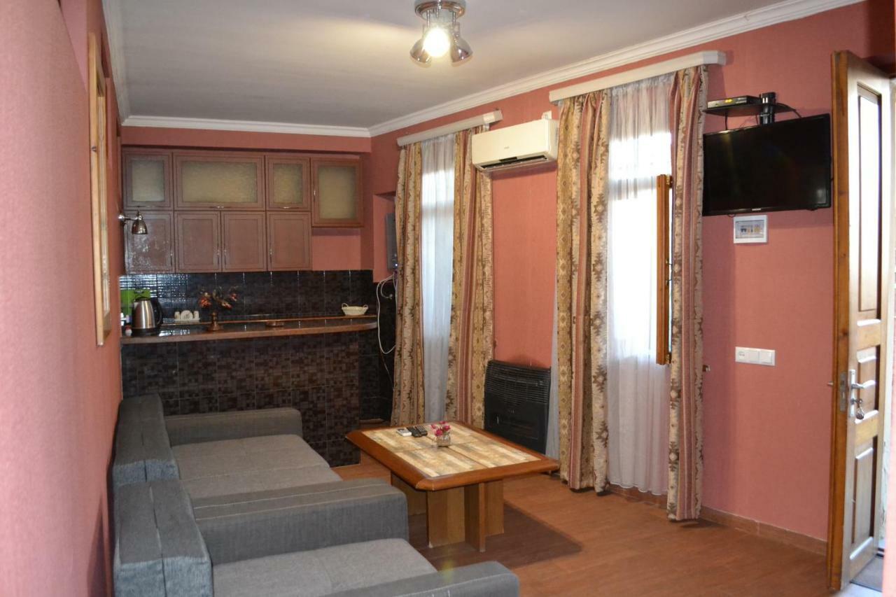 Anano Apartment on Botanikuri Tbilisi Bagian luar foto